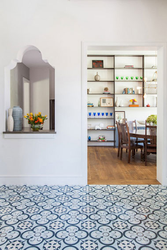 tile-for-foyer