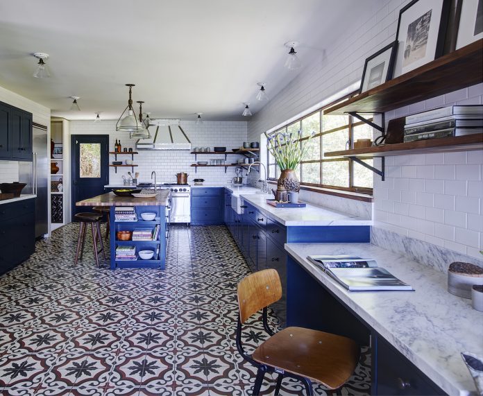 Commune-Kitchen-Sofia+-Granada-Cement-Tile