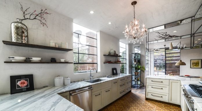 Kim Gordon Designs used Granada Tile’s Chantilly cement tiles to create a stunning kitchen.